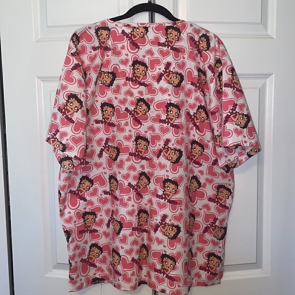 Betty Boop scrubs top  - Picture 5 of 5